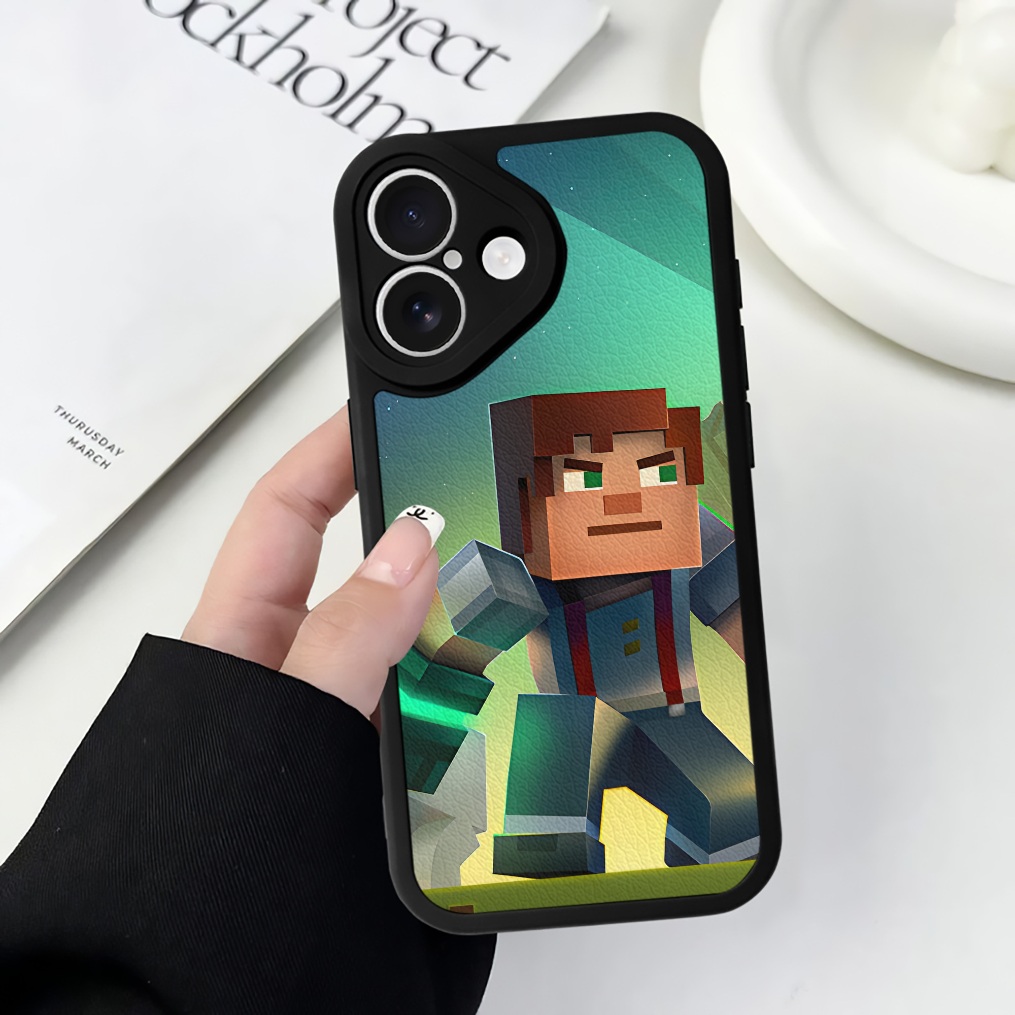 （画像用） マインクラフト ブロックの世界 Minecraft MC Block world 【iPhone 16シリーズ対応】シリコンスマホケース（レザー調） 材質：シリコン